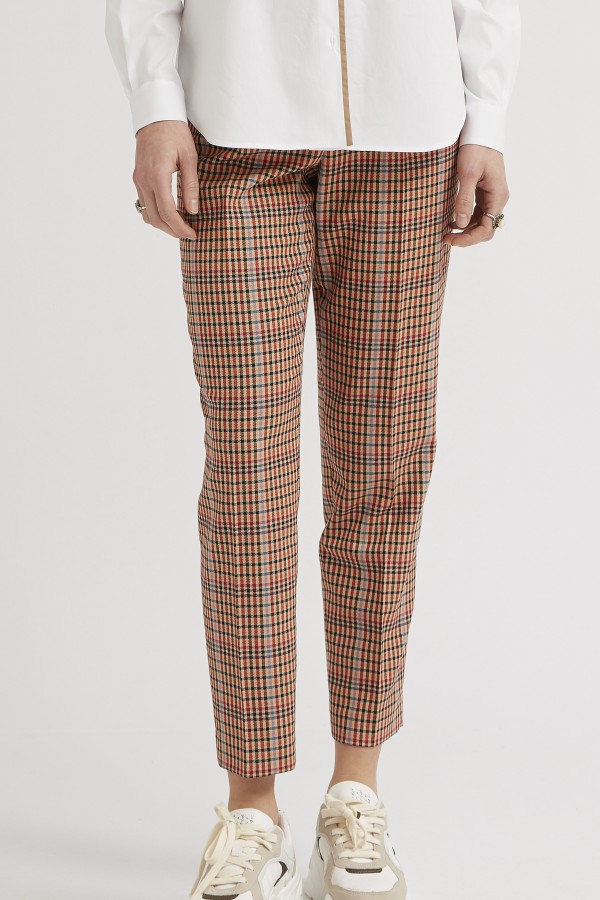 PANTALÓN DE PINZAS CUADROS...