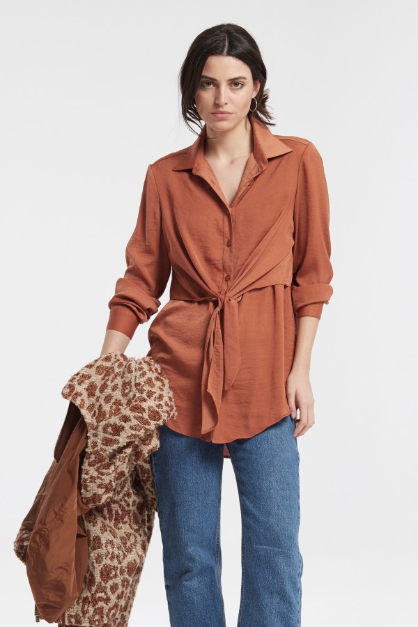 WHASHED SATIN OVERLAY...