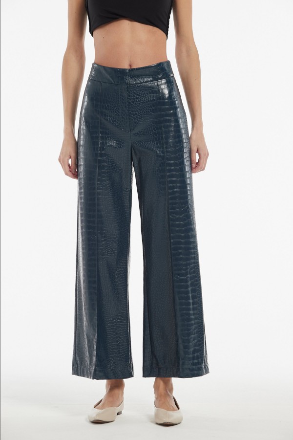 PANTALÓN SINKA EFECTO PIEL...