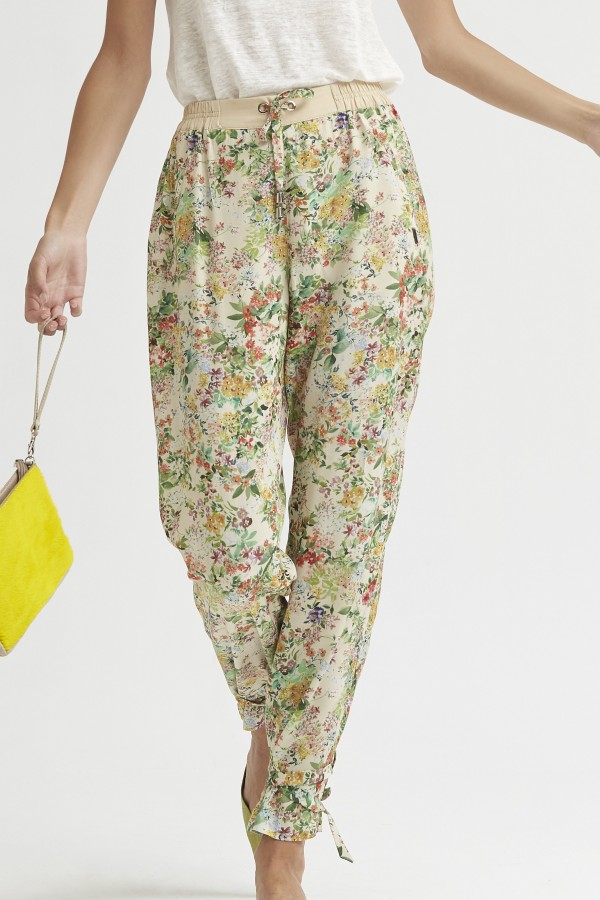 FLORAL PRINT VISCOSE...
